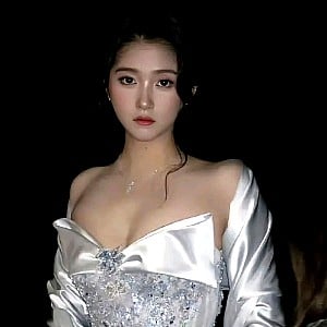 Guan Xiaotong