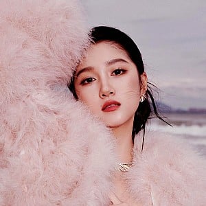 Guan Xiaotong