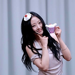 Ha Soo-young