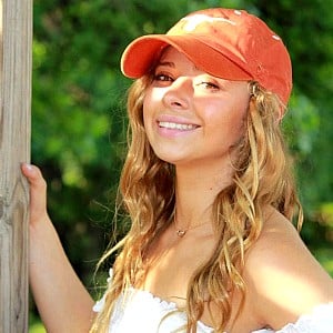 Hailey Hernandez