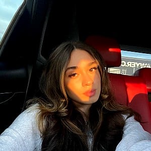 Hailey Mia