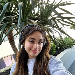 Hailey Mia