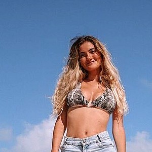 Halle Costello
