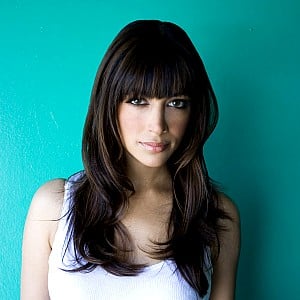 Hannah Simone
