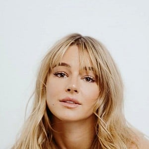Hassie Harrison