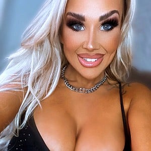 Hayley Hollywood