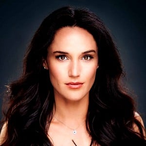 Hayley Sales