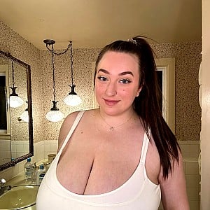 Hazel May (OnlyFans)