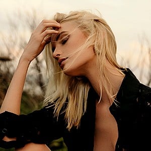 Helen Bouchard (Model)