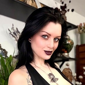 Helena Graves