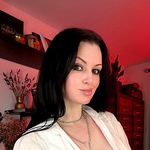 Helena Graves