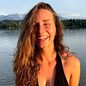 Helena King (reporter)