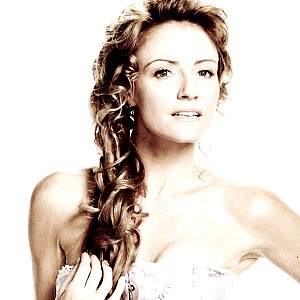 Helene Joy