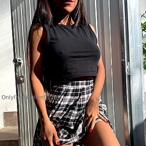 Hellen Karoline