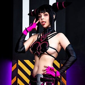 Helly Valentine