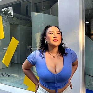 Henny Sun