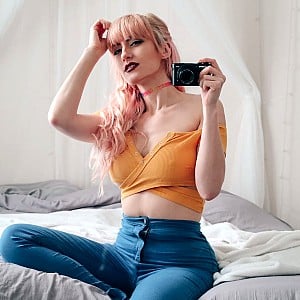 Hillary Nicole Pokket