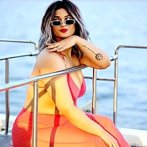 Himani Negi