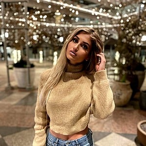 Holly Courtney