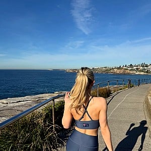 Holly Harris