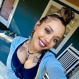 Holly Hendrix
