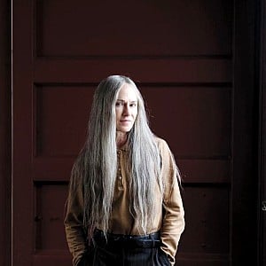 Holly Hunter