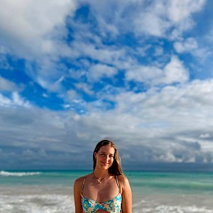 Holly Hutchinson