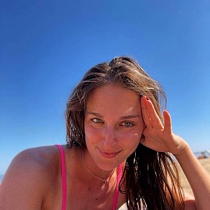 Holly Hutchinson