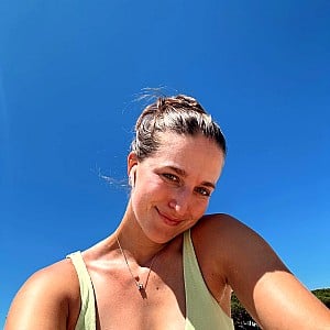Holly Hutchinson