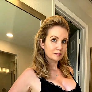 Holly Jane Johnston