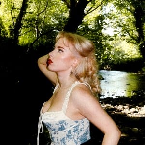 Holly Macve