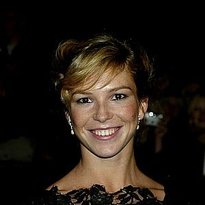 Honeysuckle Weeks (actress)