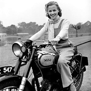 Honor Blackman