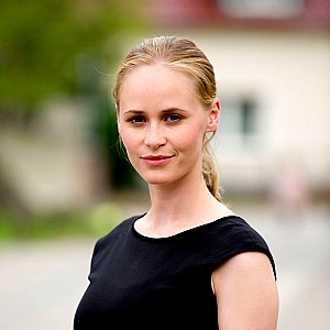 Inez Bjorg David