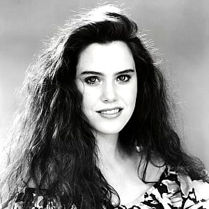 Ione Skye