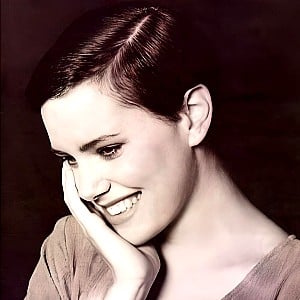 Ione Skye