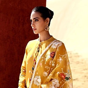 Iqra Aziz