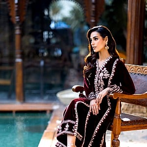 Iqra Aziz