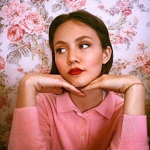 Iris Apatow