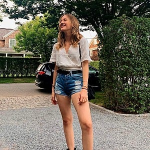 Iris Apatow