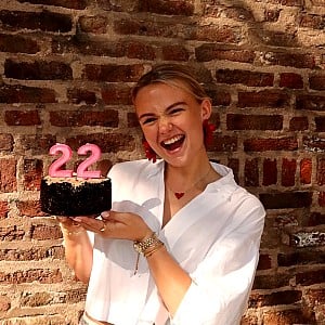 Isa Dekker