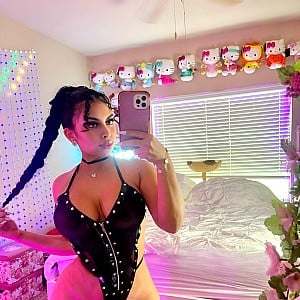 Isabel Garcia (Chavellasworld)