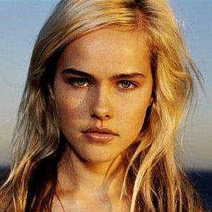 Isabel Lucas