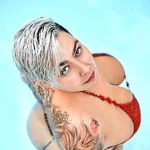 Isabelle Bella