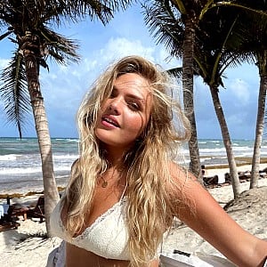 Isadee Jansen