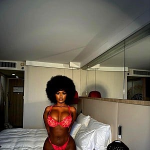 Isimbi Yvonne