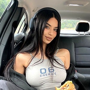 Isis Gomez