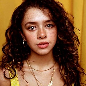 Isis Hainsworth