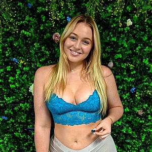 Iskra Lawrence