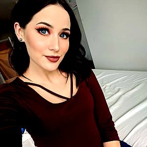 ItsLeslieTwitch
